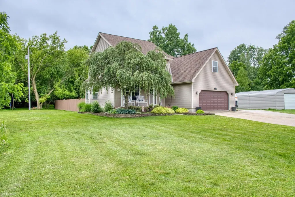 1445 W North Street Owosso City MI 48867