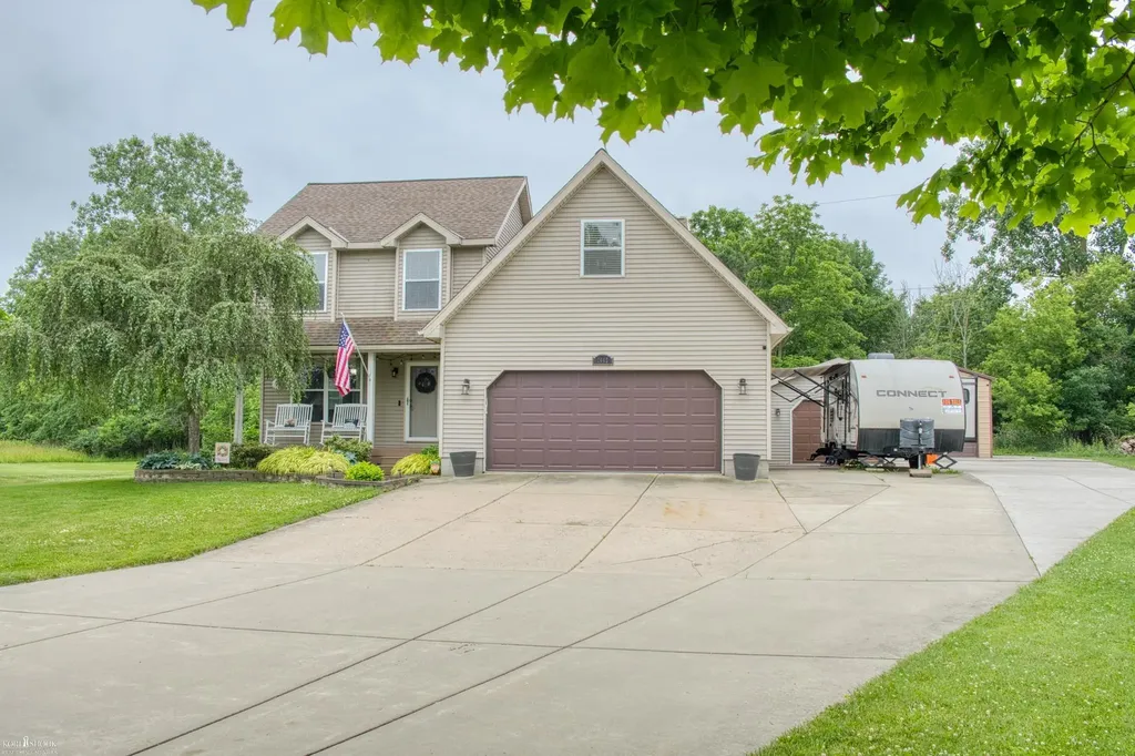 1445 W North Street Owosso City MI 48867