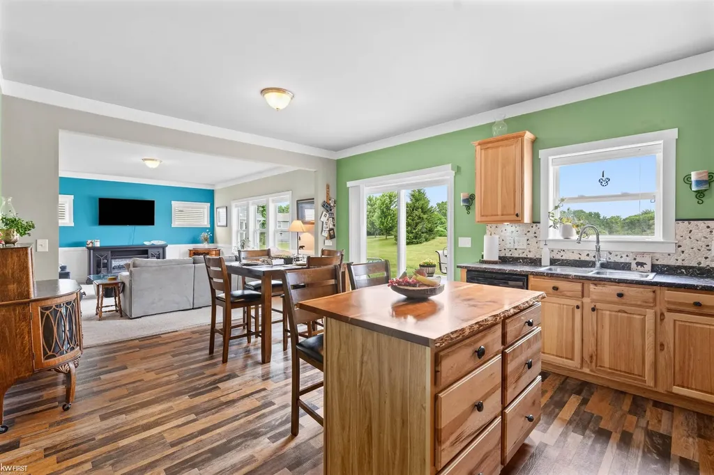 16589 Bedington Drive Fenton Charter Township MI 48451