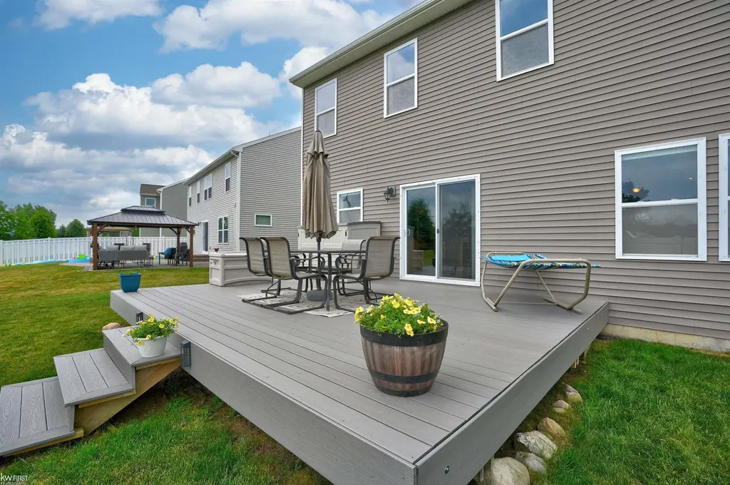 16589 Bedington Drive Fenton Charter Township MI 48451
