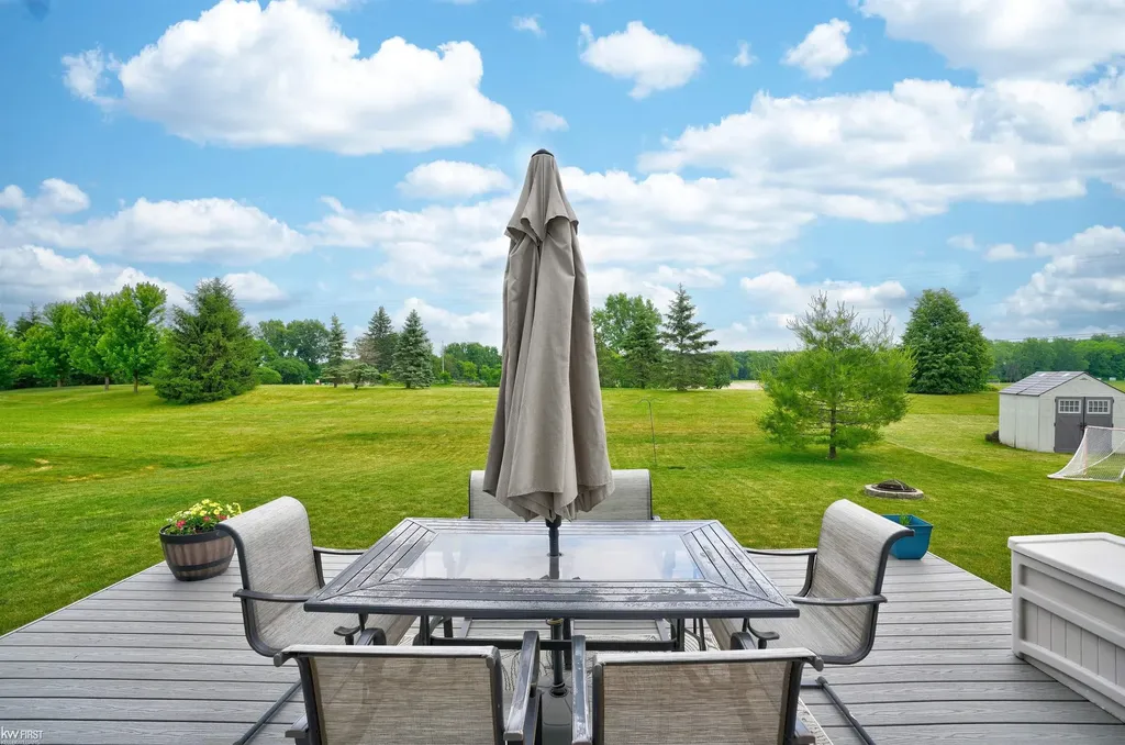 16589 Bedington Drive Fenton Charter Township MI 48451