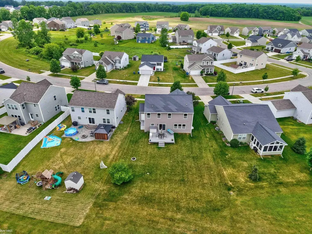 16589 Bedington Drive Fenton Charter Township MI 48451