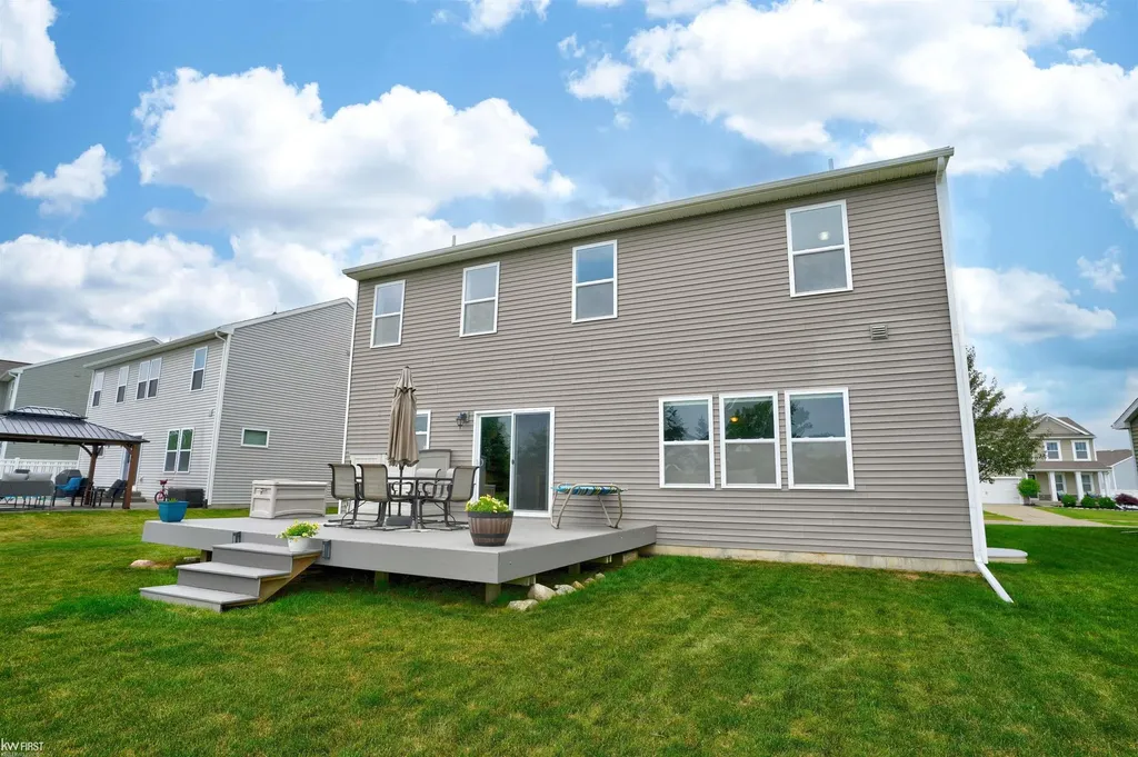 16589 Bedington Drive Fenton Charter Township MI 48451