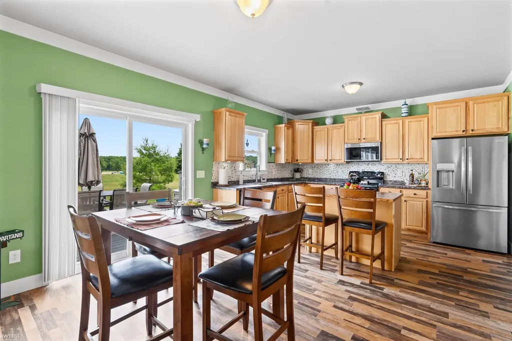 16589 Bedington Drive Fenton Charter Township MI 48451