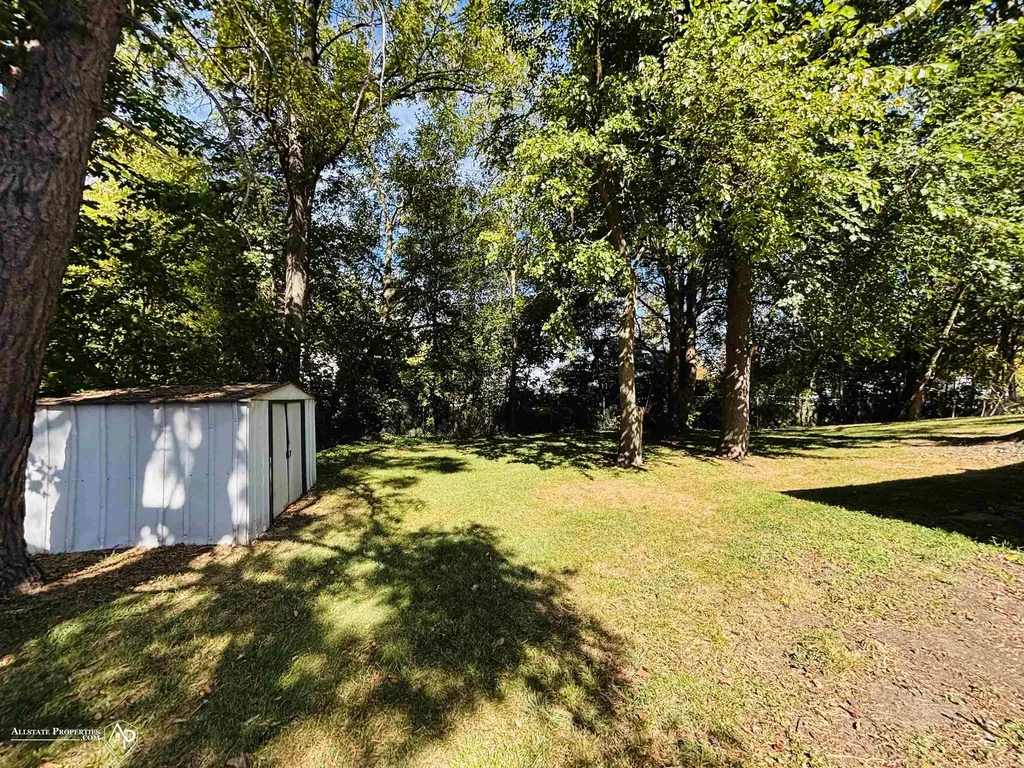 304 S State Road Davison City MI 48423