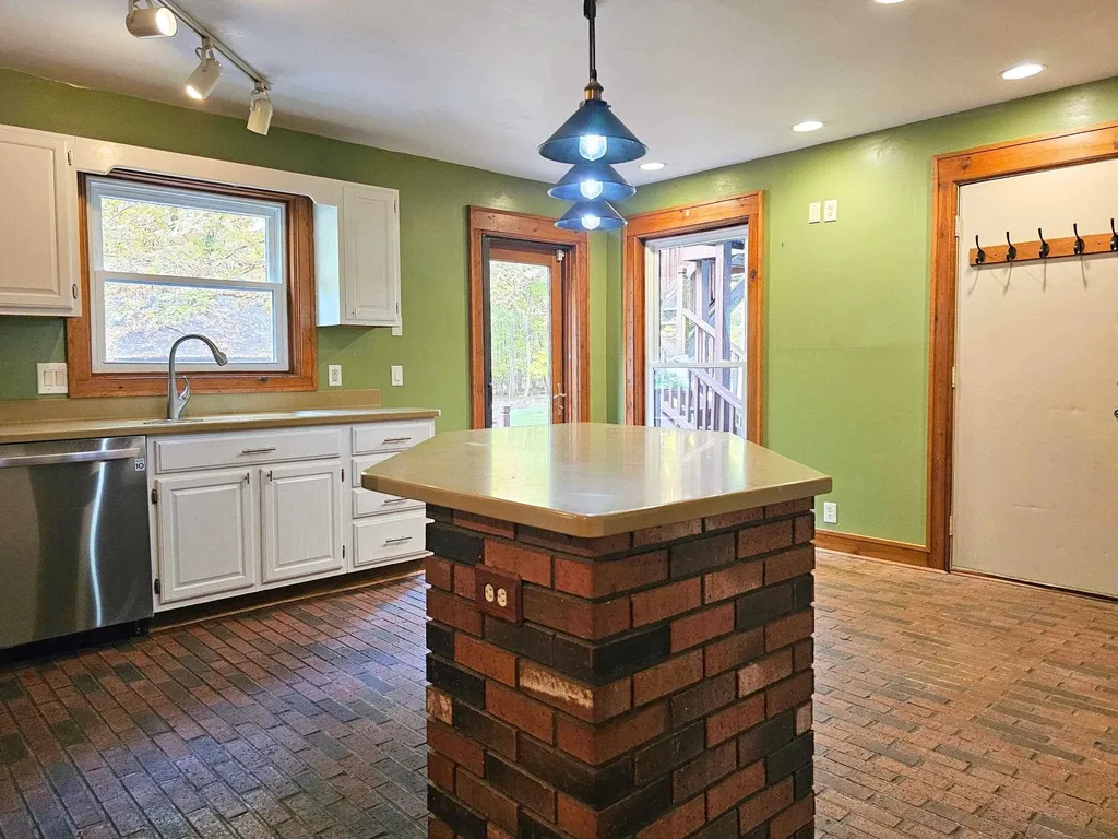 2206 Delwood Drive Thetford Township MI 48420