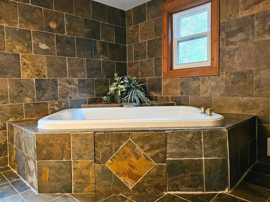 2206 Delwood Drive Thetford Township MI 48420