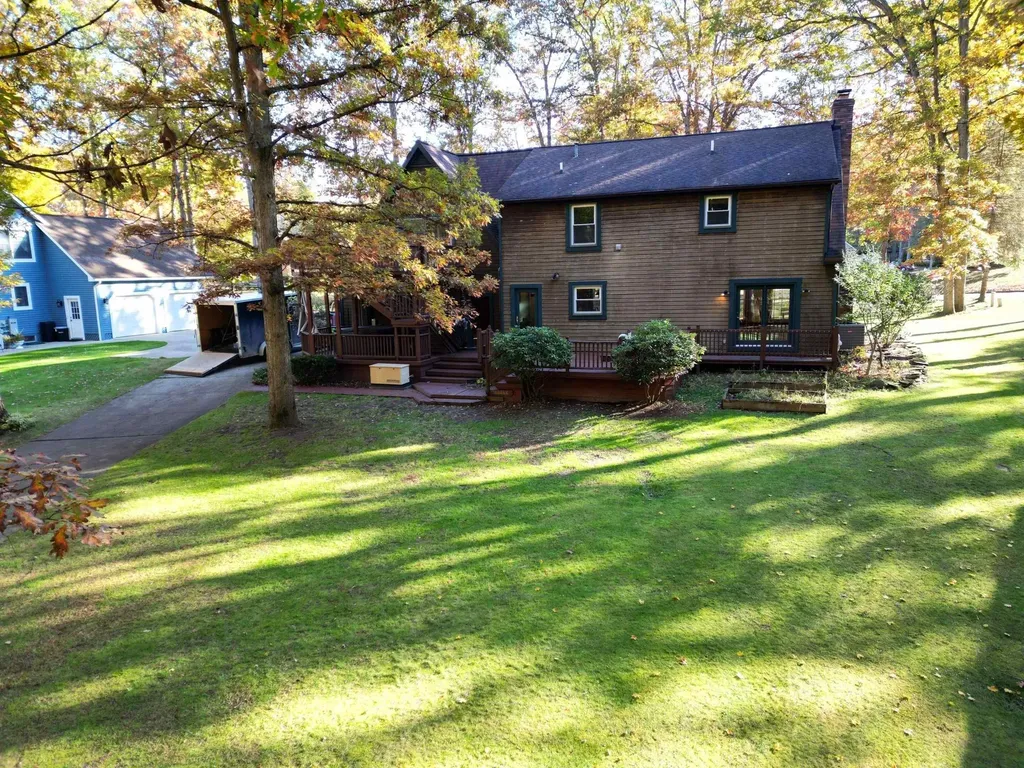 2206 Delwood Drive Thetford Township MI 48420