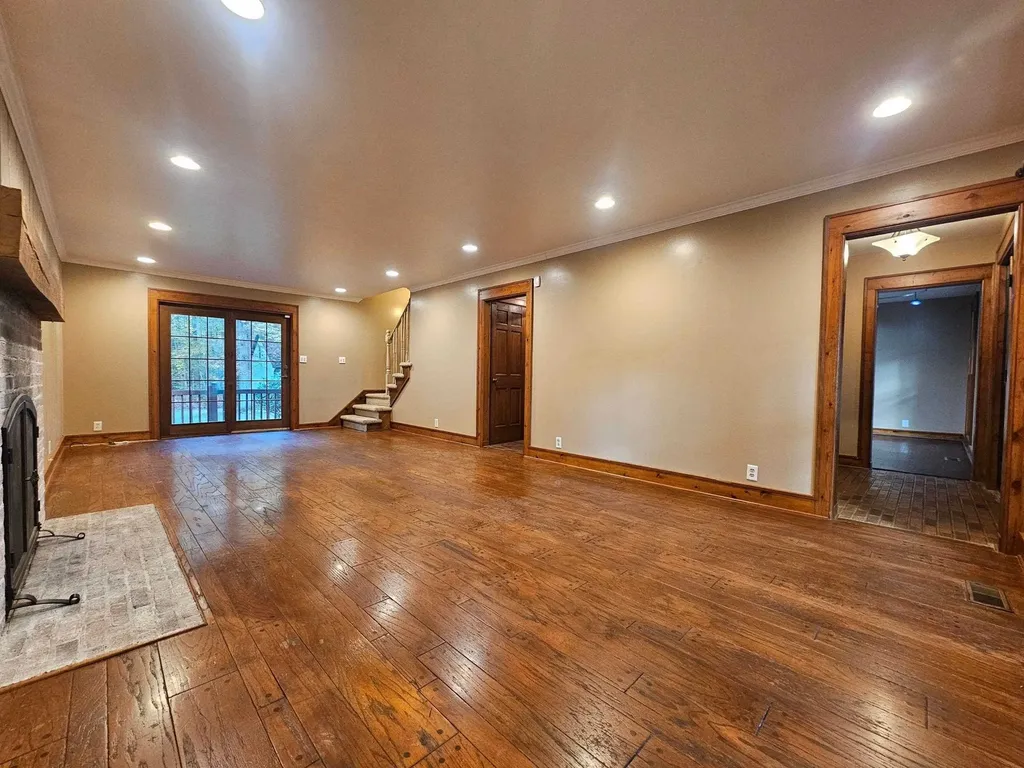 2206 Delwood Drive Thetford Township MI 48420