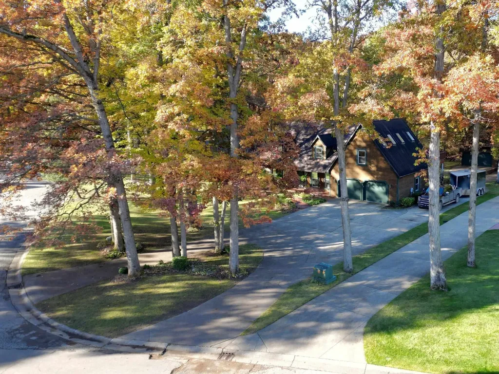 2206 Delwood Drive Thetford Township MI 48420