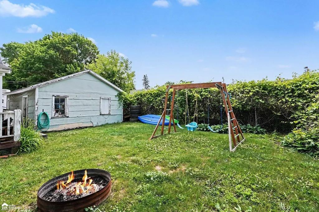 703 Brady Street Chesaning Village MI 48616