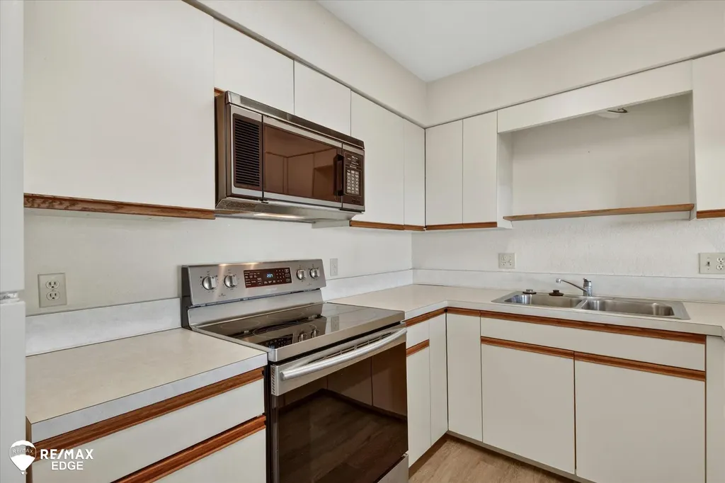 3119 E Midshipman Drive Au Gres Township MI 48703