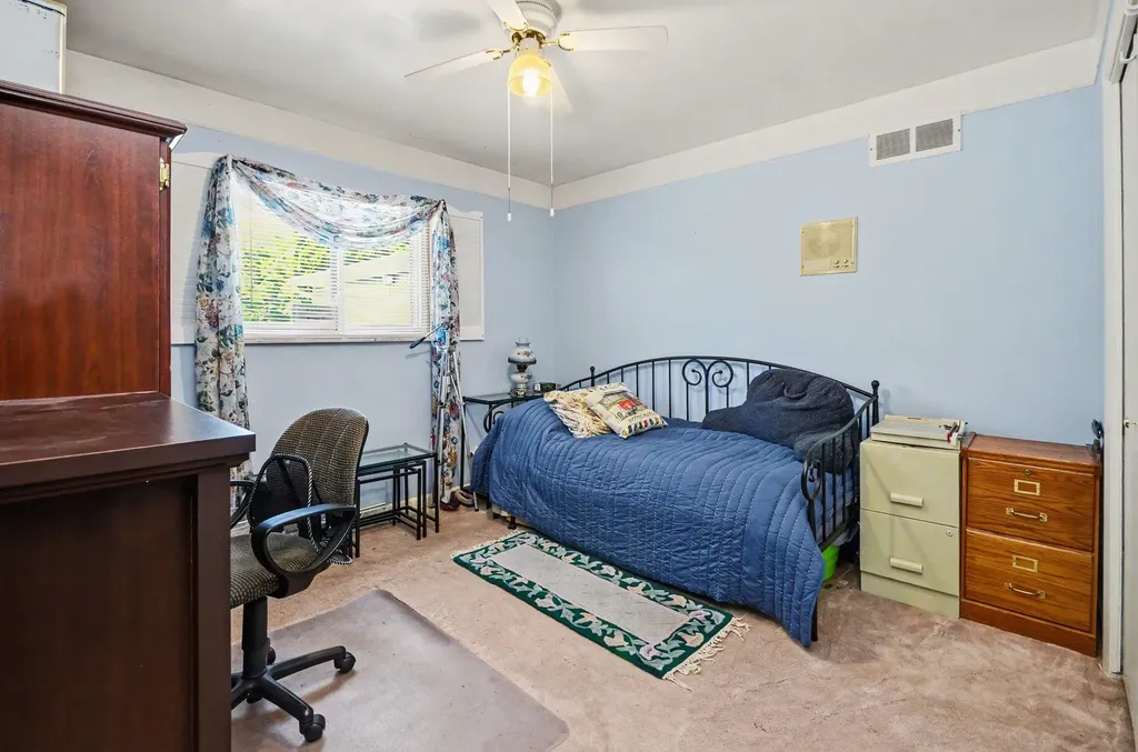 30809 Leelane Street Farmington Hills City MI 48336