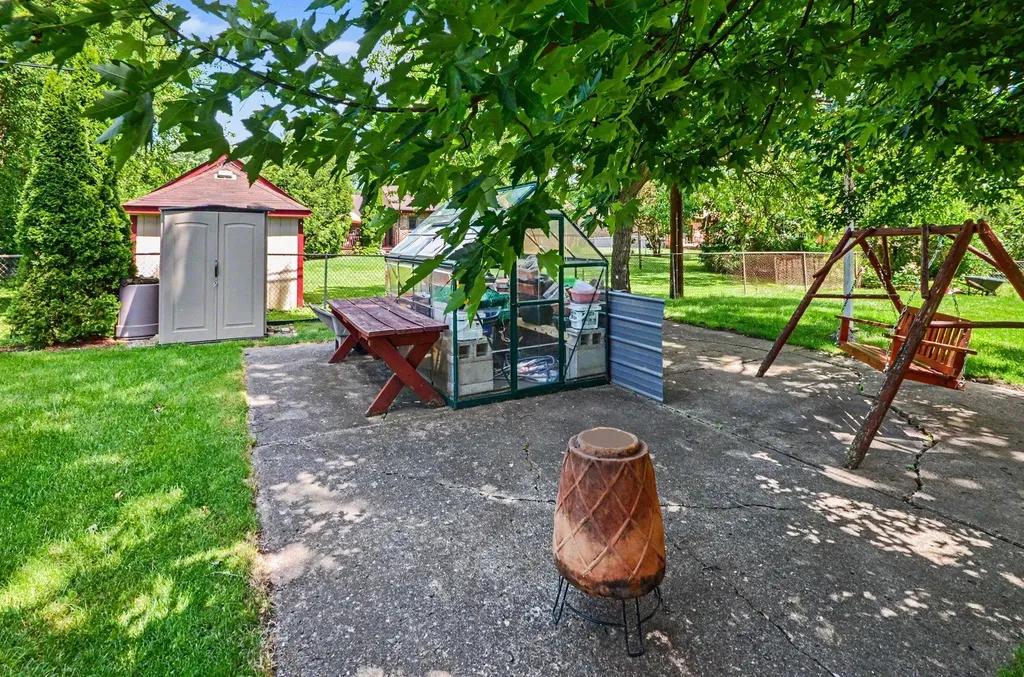 30809 Leelane Street Farmington Hills City MI 48336