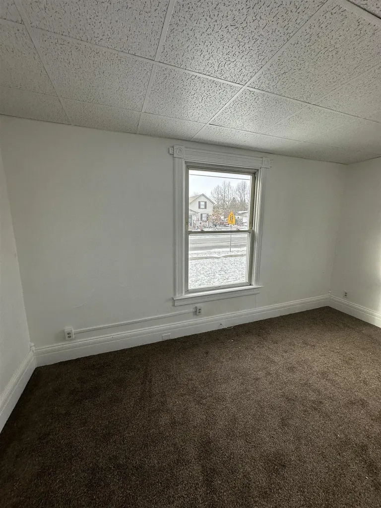 2002 N Carolina Street Saginaw City MI 48602
