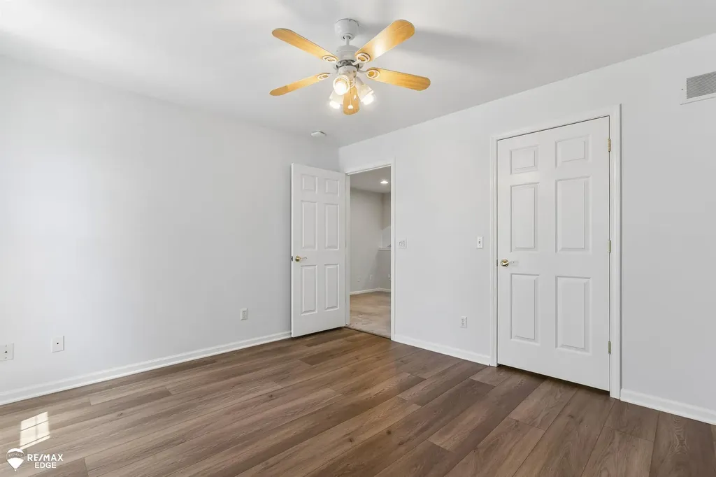 3333 Nell Rose Court Royal Oak City MI 48073
