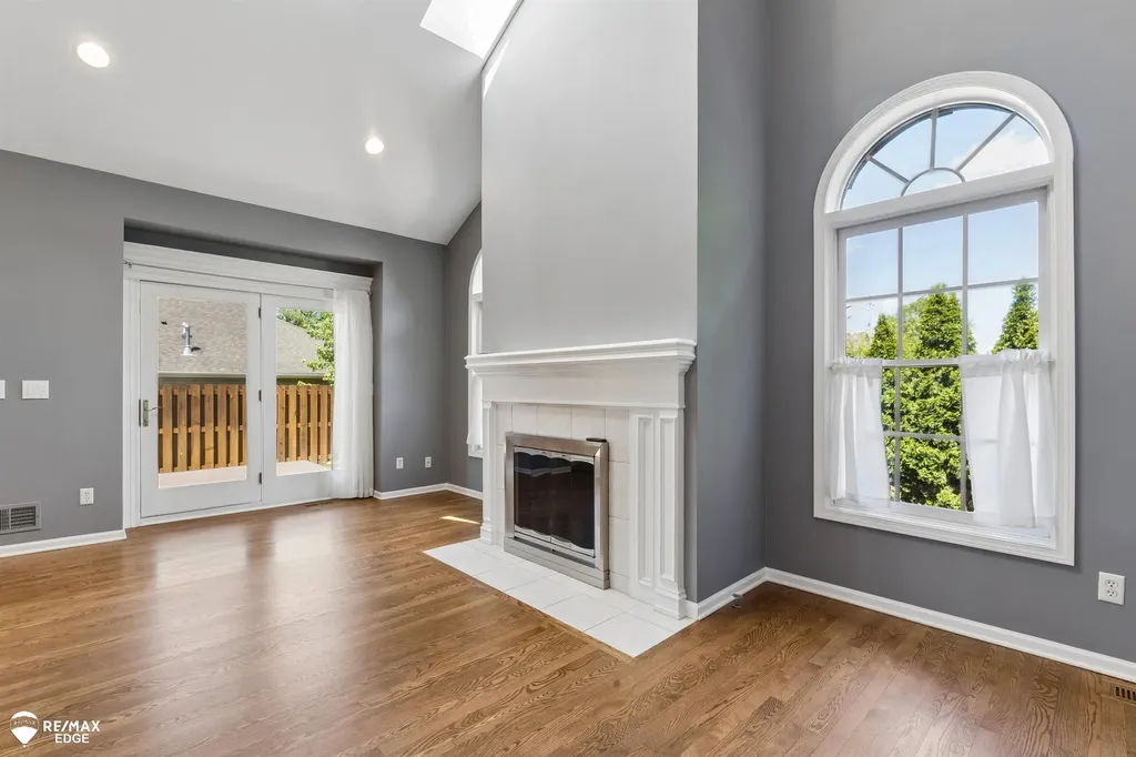 3333 Nell Rose Court Royal Oak City MI 48073