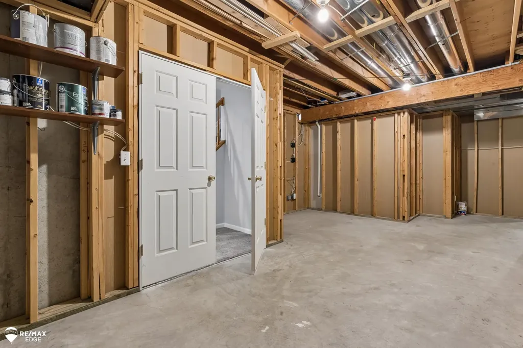 3333 Nell Rose Court Royal Oak City MI 48073