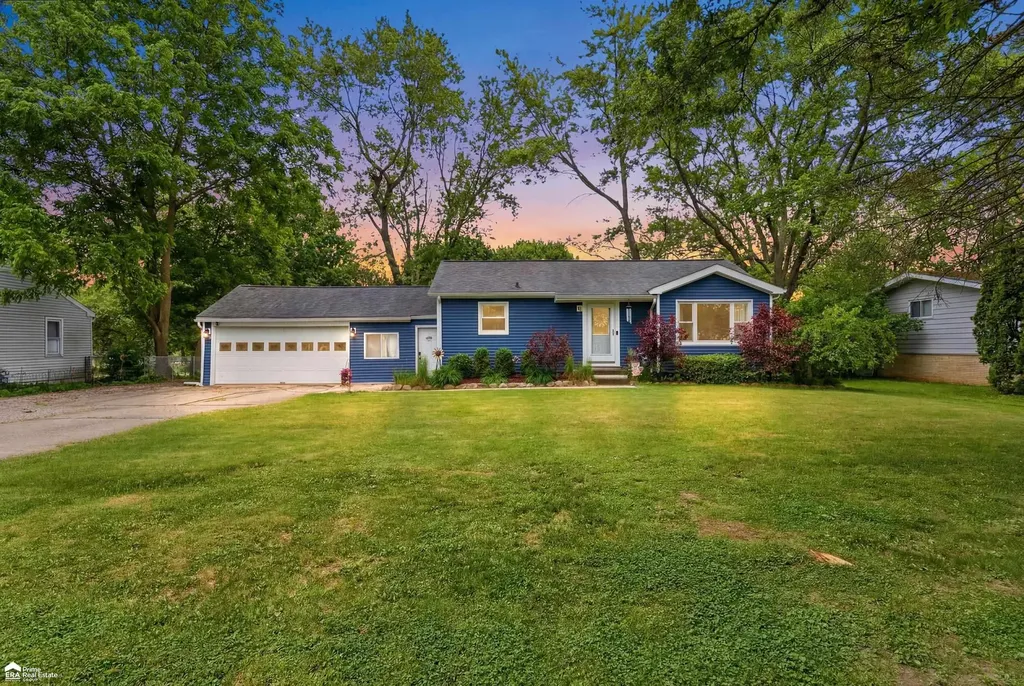 2495 W Wilson Road Vienna Charter Township MI 48420