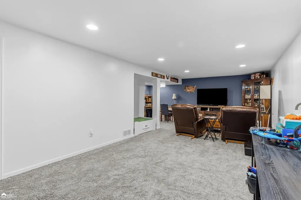2495 W Wilson Road Vienna Charter Township MI 48420