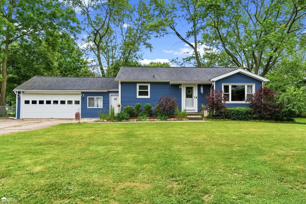 2495 W Wilson Road Vienna Charter Township MI 48420