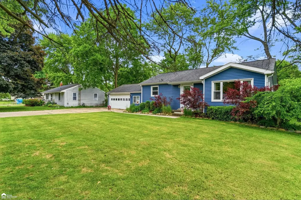 2495 W Wilson Road Vienna Charter Township MI 48420