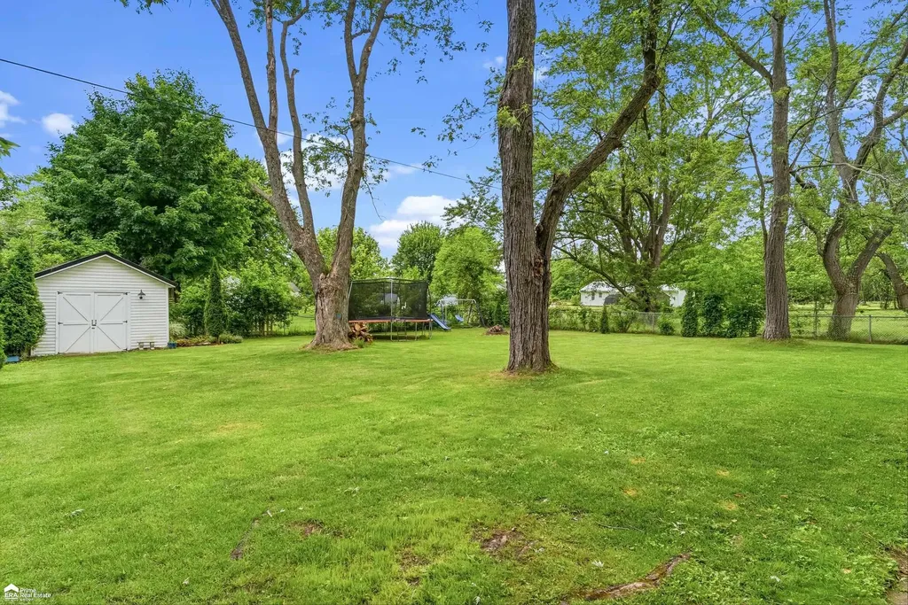 2495 W Wilson Road Vienna Charter Township MI 48420