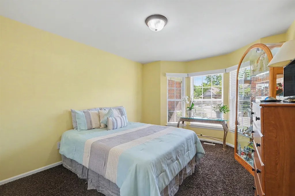 6015 Augusta Court Holly Township MI 48439