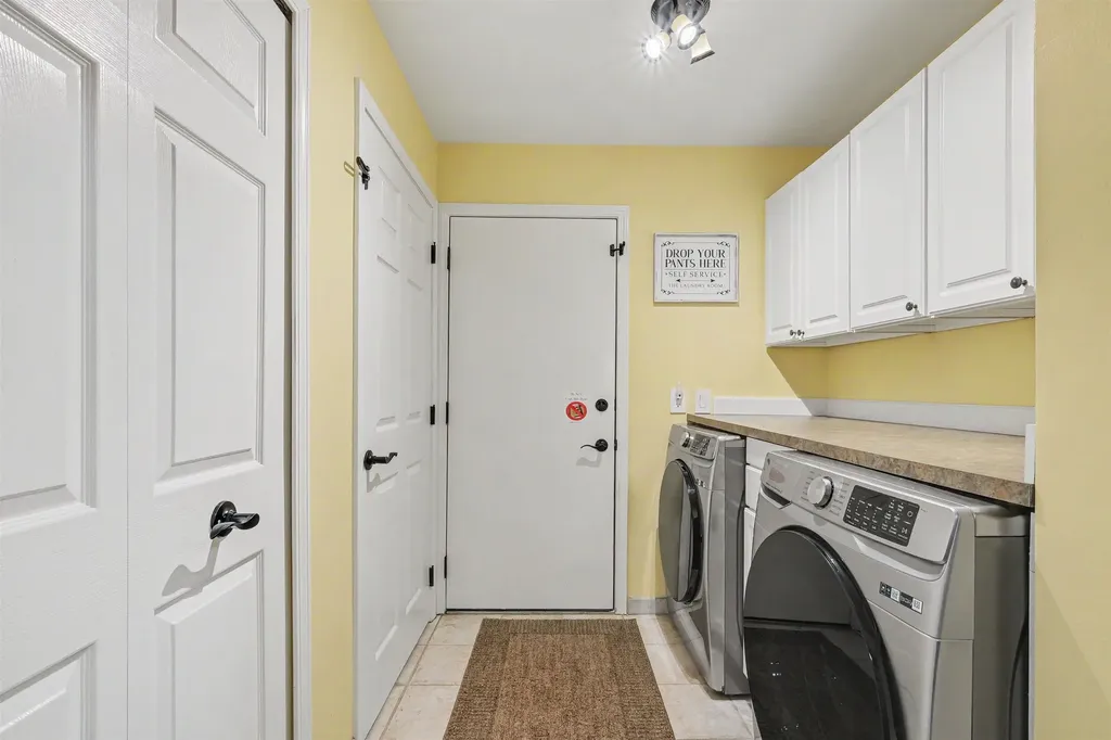 6015 Augusta Court Holly Township MI 48439