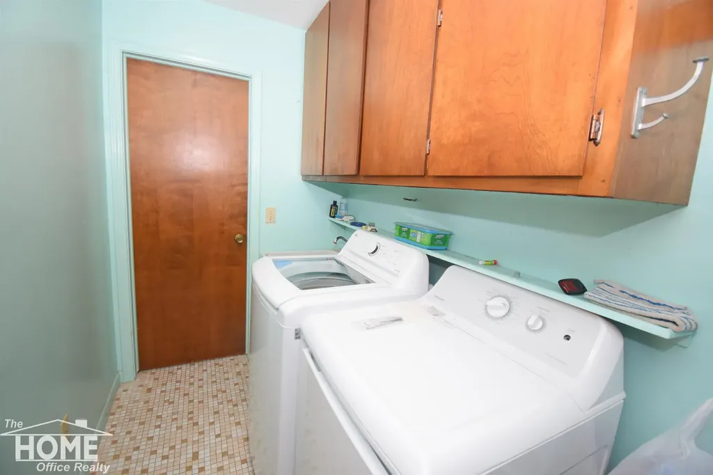 6923 S Byron Road Vernon Township MI 48429