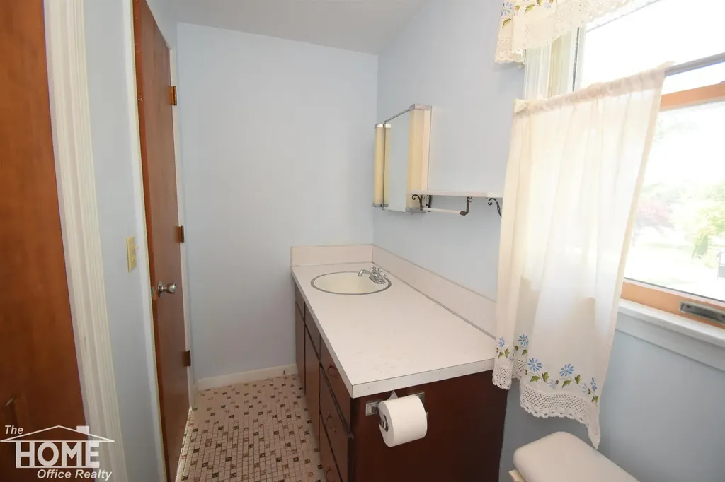6923 S Byron Road Vernon Township MI 48429