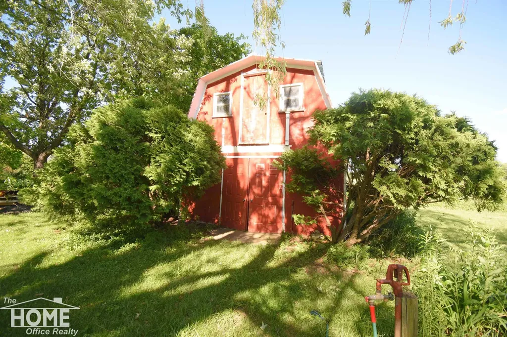 6923 S Byron Road Vernon Township MI 48429