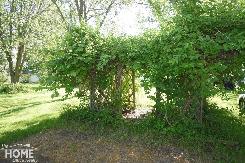 6923 S Byron Road Vernon Township MI 48429