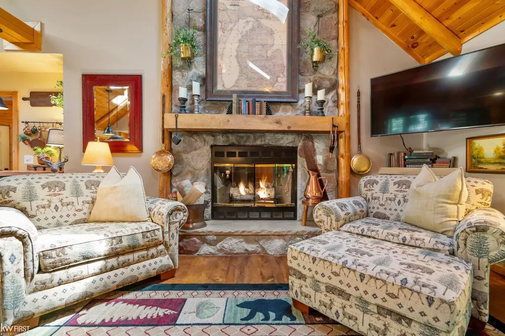 1580 Blackberry Trail Pleasantview Township MI 49740