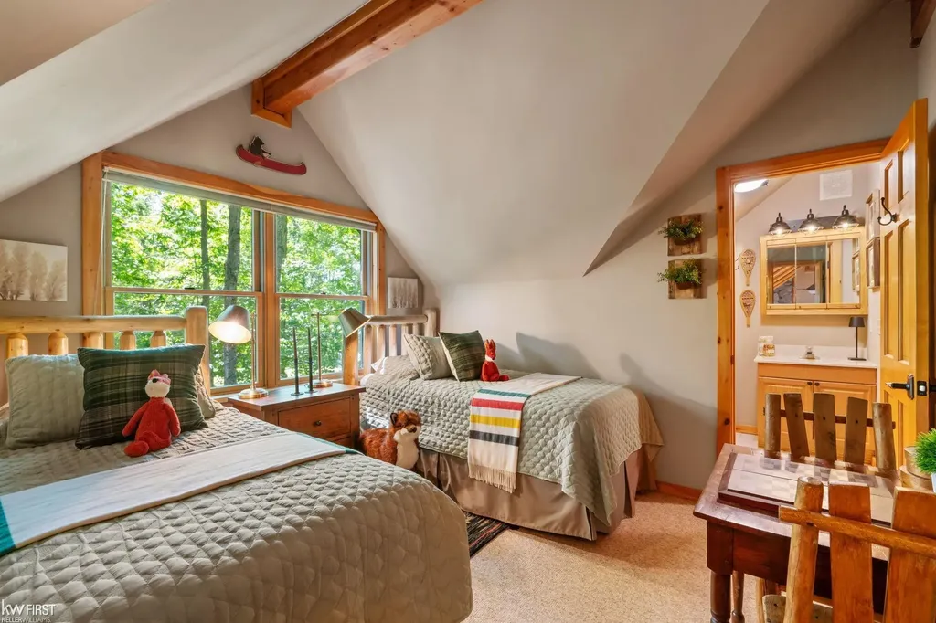 1580 Blackberry Trail Pleasantview Township MI 49740