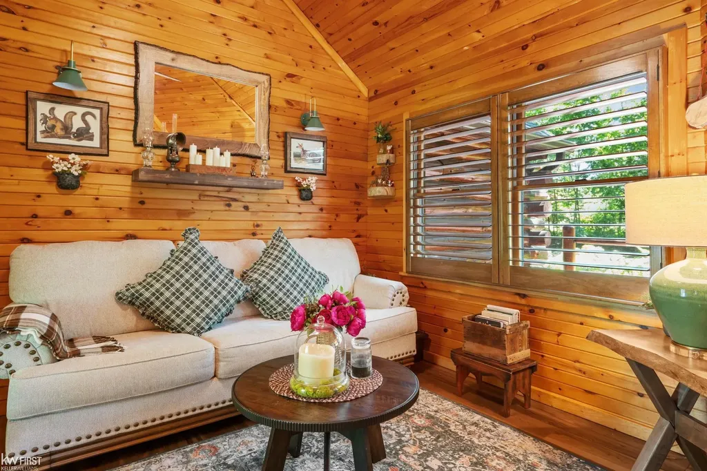 1580 Blackberry Trail Pleasantview Township MI 49740