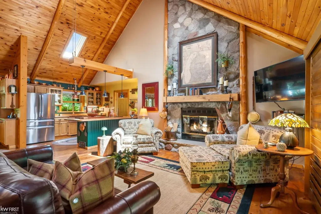 1580 Blackberry Trail Pleasantview Township MI 49740