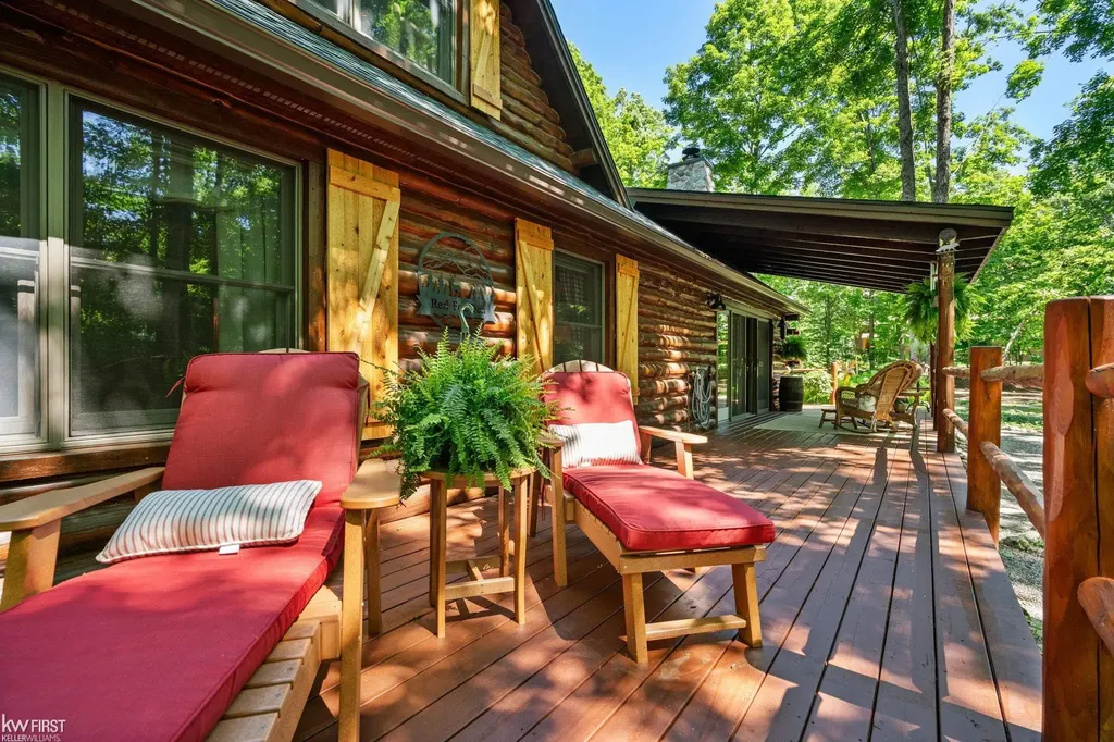 1580 Blackberry Trail Pleasantview Township MI 49740