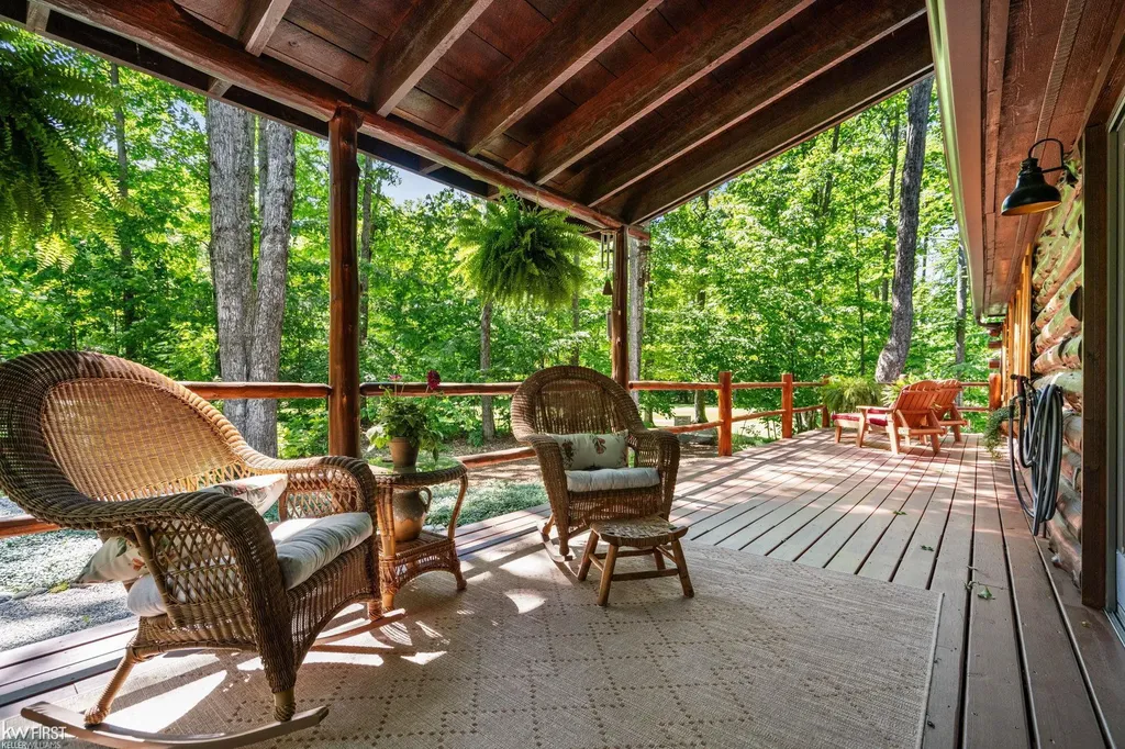1580 Blackberry Trail Pleasantview Township MI 49740