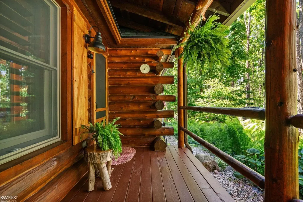 1580 Blackberry Trail Pleasantview Township MI 49740