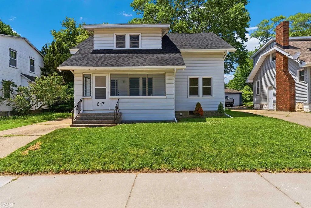 617 Dupont Street Flint City MI 48504