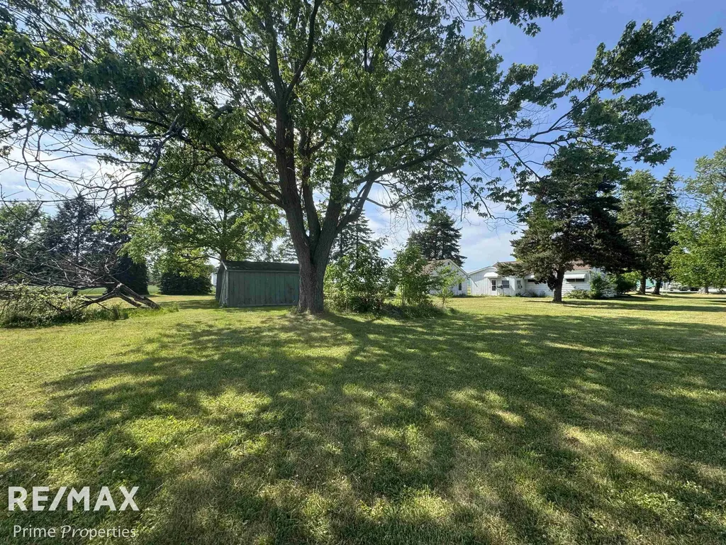5154 Hess Road Buena Vista Charter Township MI 48601