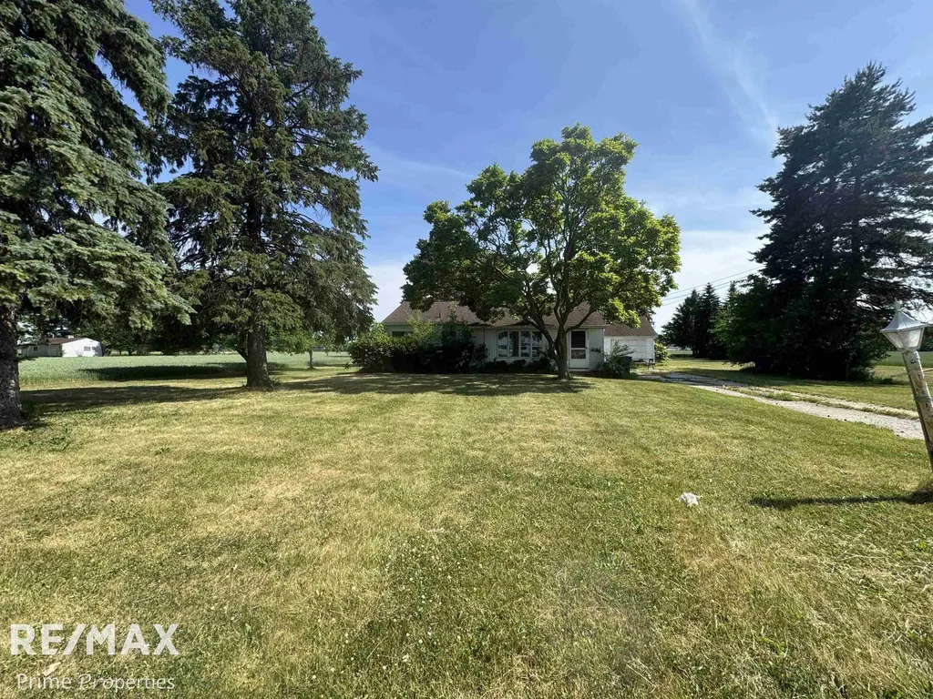 5154 Hess Road Buena Vista Charter Township MI 48601