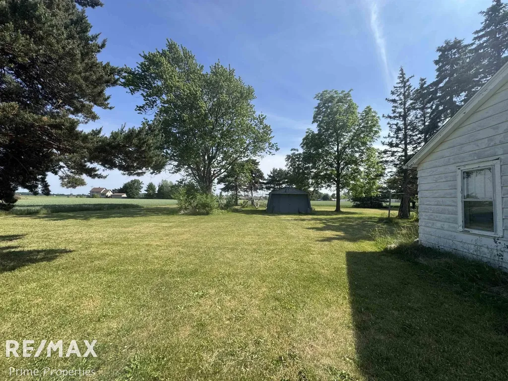 5154 Hess Road Buena Vista Charter Township MI 48601