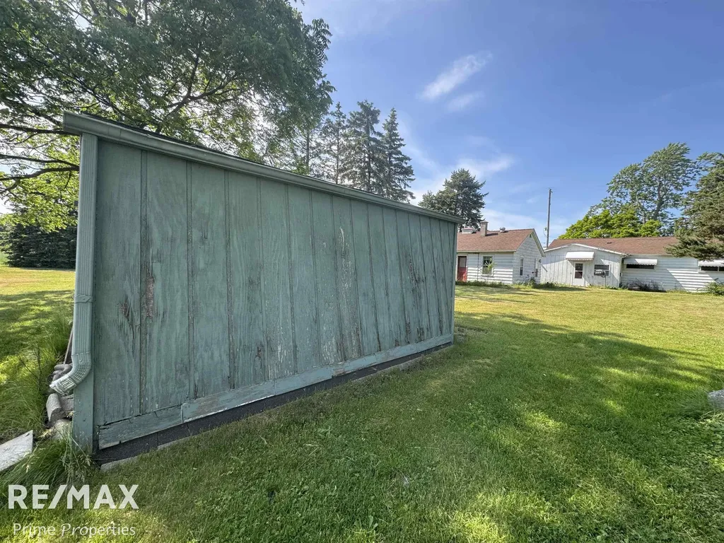 5154 Hess Road Buena Vista Charter Township MI 48601