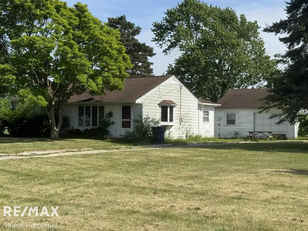 5154 Hess Road Buena Vista Charter Township MI 48601