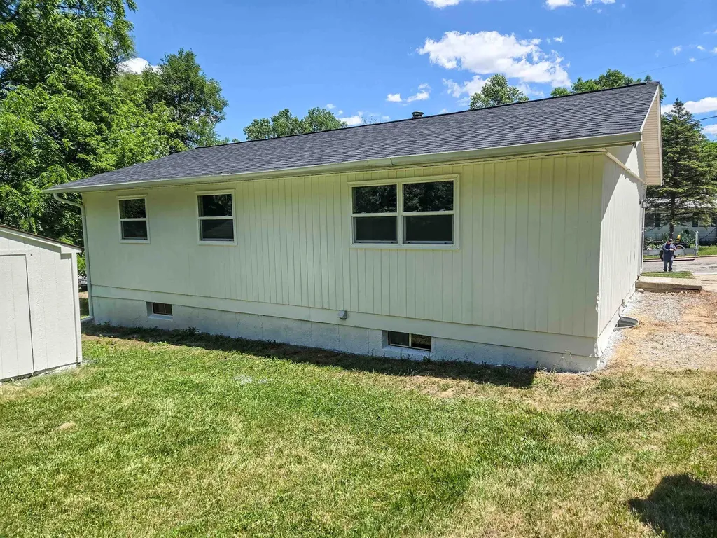 848 Alger Street Owosso City MI 48867