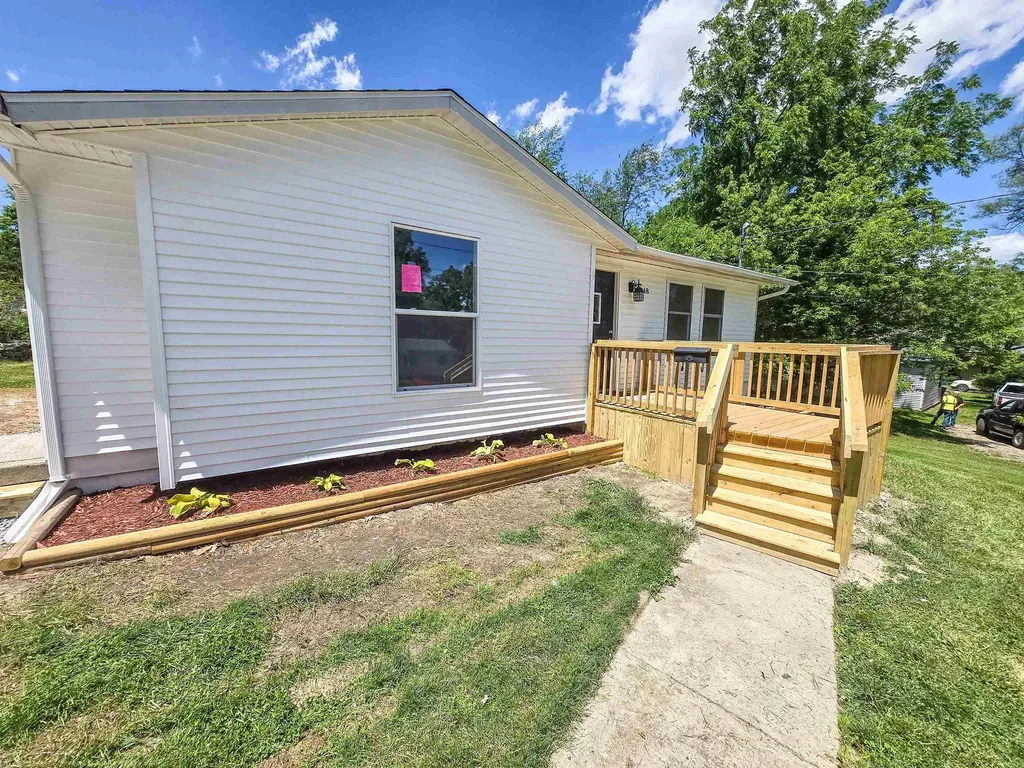 848 Alger Street Owosso City MI 48867