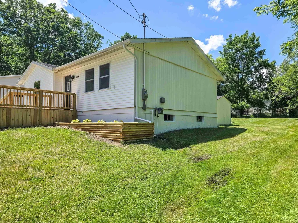 848 Alger Street Owosso City MI 48867