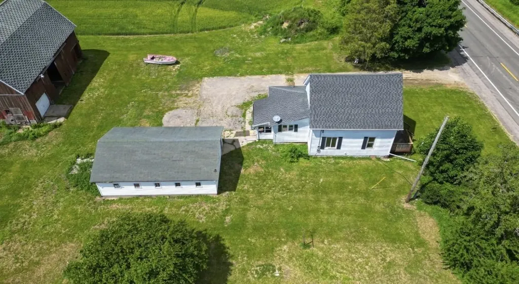 1711 N Sheridan Road Venice Township MI 48849